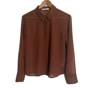 Abercrombie and Fitch Sheer Polyester Crepe Long Sleeve Blouse. Size M